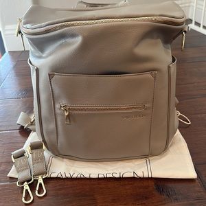 Fawn Design Grey Diaper Bag with Stroller Straps